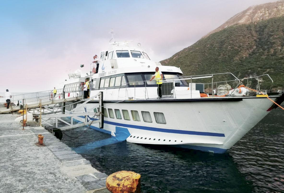 Il nuovo collegamento tra Salerno e le Isole Eolie - Eolie Vacanze