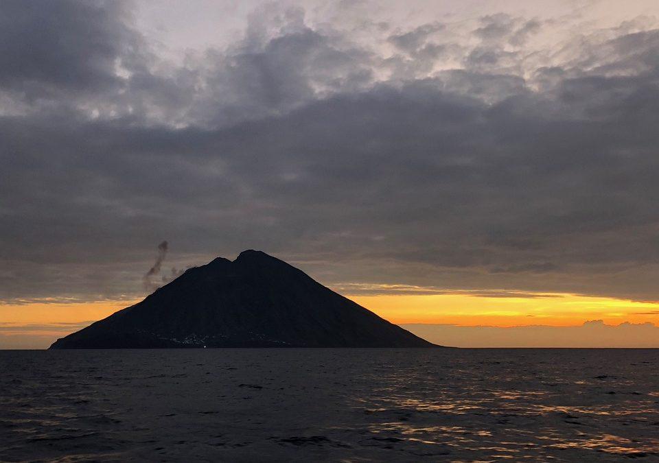 Cosa vedere a Stromboli: spiagge, borghi ed escursioni