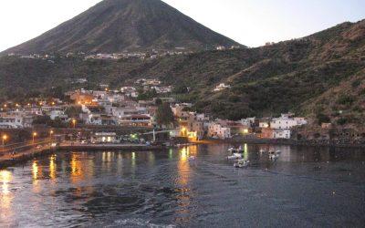 Trekking Salina Eolie: un'esperienza unica tra natura e cultura